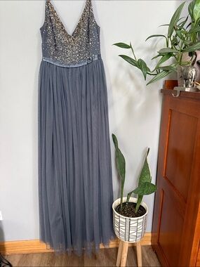 BHLDN Slate Gray Sequined V-Neck Tulle Gown. Formal dress .